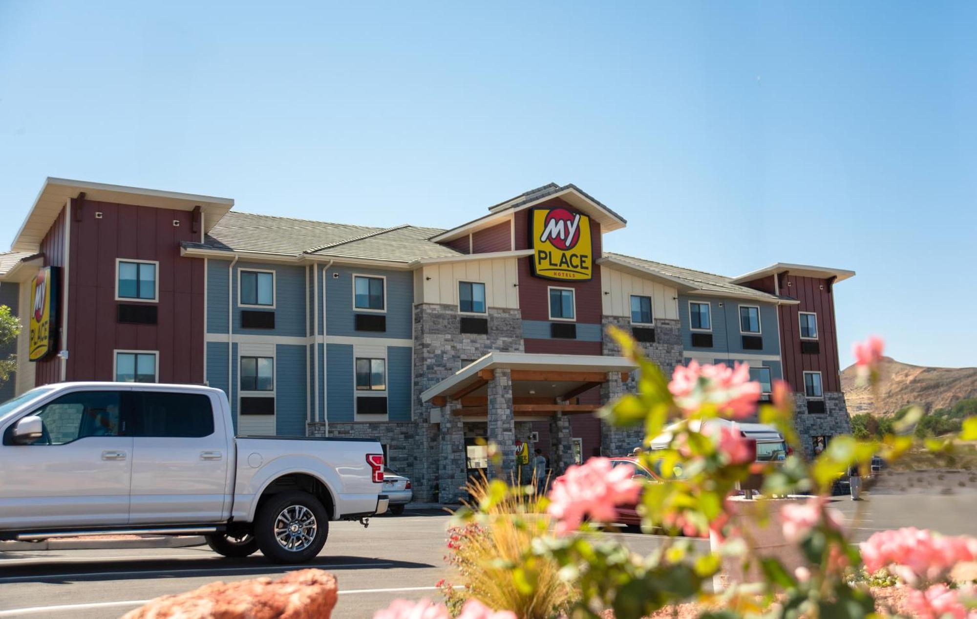 My Place Hotel-Hurricane, Ut Exterior photo